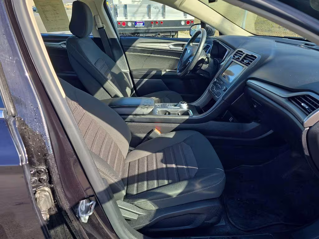 2020 Ford Fusion - 3FA6P0HD9LR233480 - Image #7